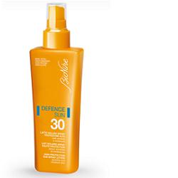 DEFENCE SUN BIONIKE LATTE SPRAY SPF 30 PROTEZIONE ALTA 200 ML - Farmasanitas 
